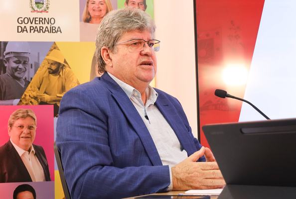 João Azevêdo anuncia destinação de helicóptero para reforço na segurança de Campina Grande