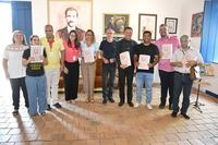 2024-11-12_entrega-livro-eu-em-braille-c-roberto-guedes-365.jpg