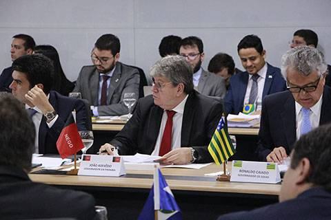 23_04_19-forum-dos-governadores-em-brasilia-3.jpg