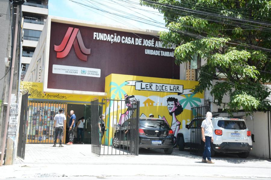 26_03_25-casa-jose-americo_tambau_fotos-alberi-pontes1.jpg