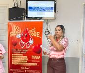 a-coordenadora-do-servico-social-do-hospital-suenia-mota-durante-uma-das-mini-palestras-da-campanha.jpg
