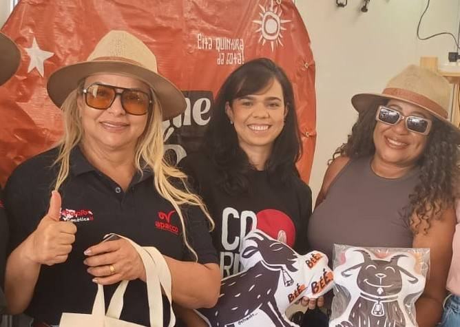 aparecida-nobrega-milca-e-marcia-dornelles.jpeg