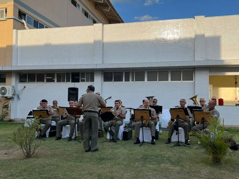 banda-5.jpeg