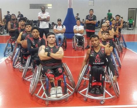 basquete-em-cadeira.jpeg