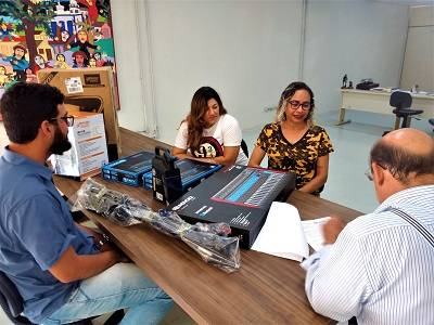 biblioteca-juarez-gb-entrega-de-equipamentos-1-menor.jpg