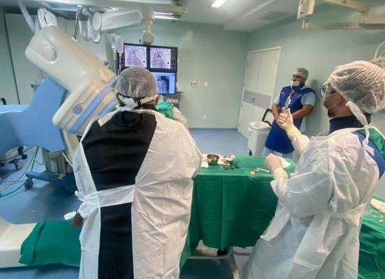 Cateterismo pediátrico: Procedimento inédito realizado no Metropolitano salva vida de bebê de 11 meses