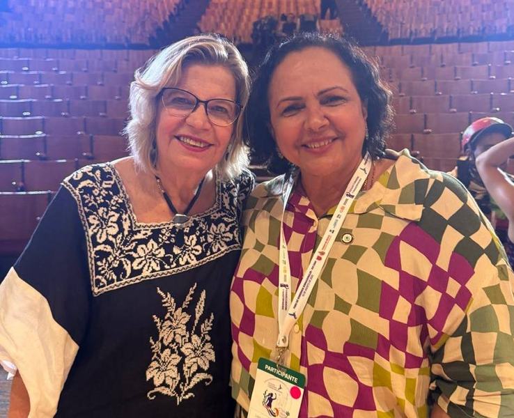 com-nadine-gasman-secretaria-de-saude-do-mexico.jpg