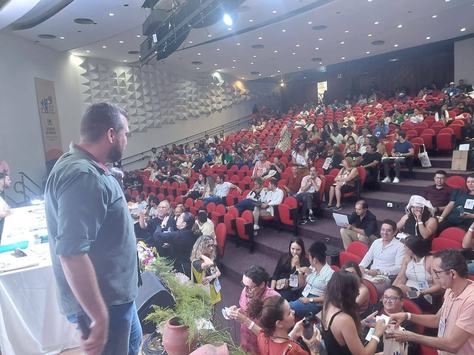 conferencia.jpeg