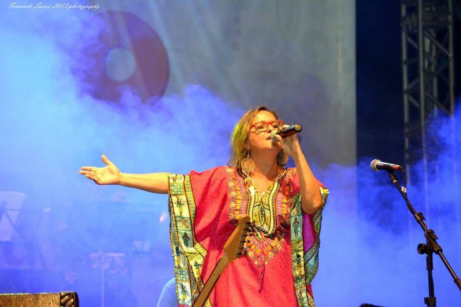 debora-vieira2.jpg