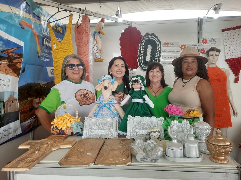 edilza-josivania-elaine-e-marcia-dornelles.jpg