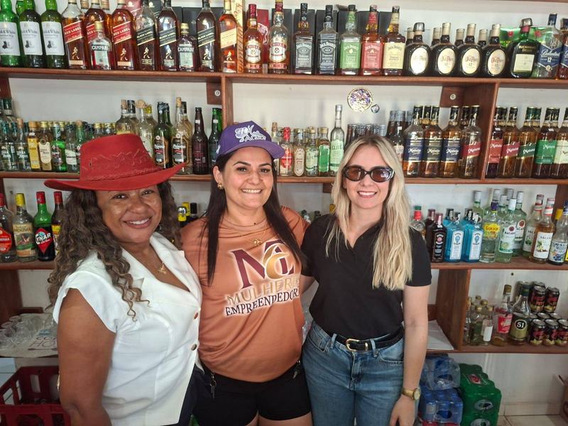 encontro-de-mulheres-do-agro-marcia-dornelles-marnalva-e-paolla-leite.jpeg