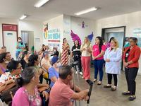 equipe-do-hospital-de-patos-homenageia-as-maes-pacientes.jpg