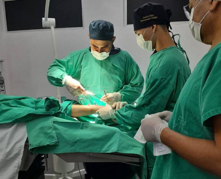 essa-semana-foram-realizadas-duas-cirurgias-ortopedicas-no-hospital-de-catole-do-rocha.jpg
