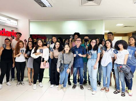 estudantes-com-passaporte-1.jpeg
