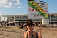 foto-divulgacao-da-artista_laura-lujan.jpg
