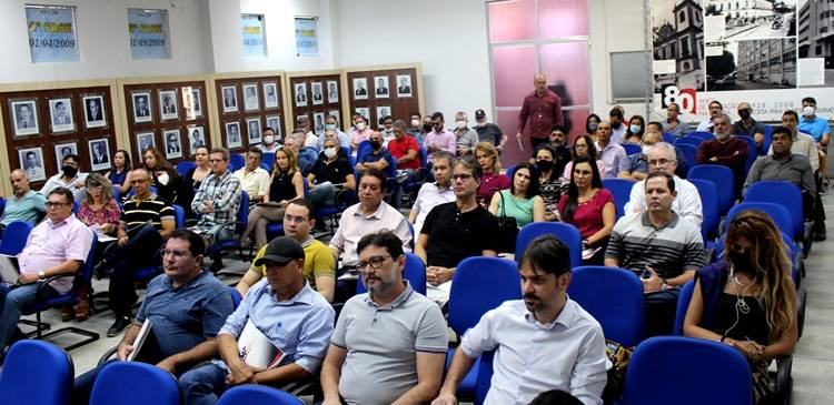foto_curso_de_crimes_ordem_tributaria_2.jpg