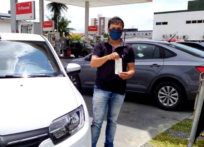 foto_luis_justino_ganhador_premio_r-_2mil_ok.jpg