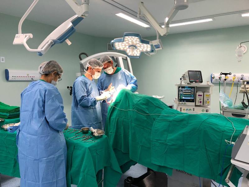 hospital-metropolitano-bate-novo-recorde-com-mais-de-3-300-cirurgias-de-alta-complexidade-realizadas-em-2023-2.jpg