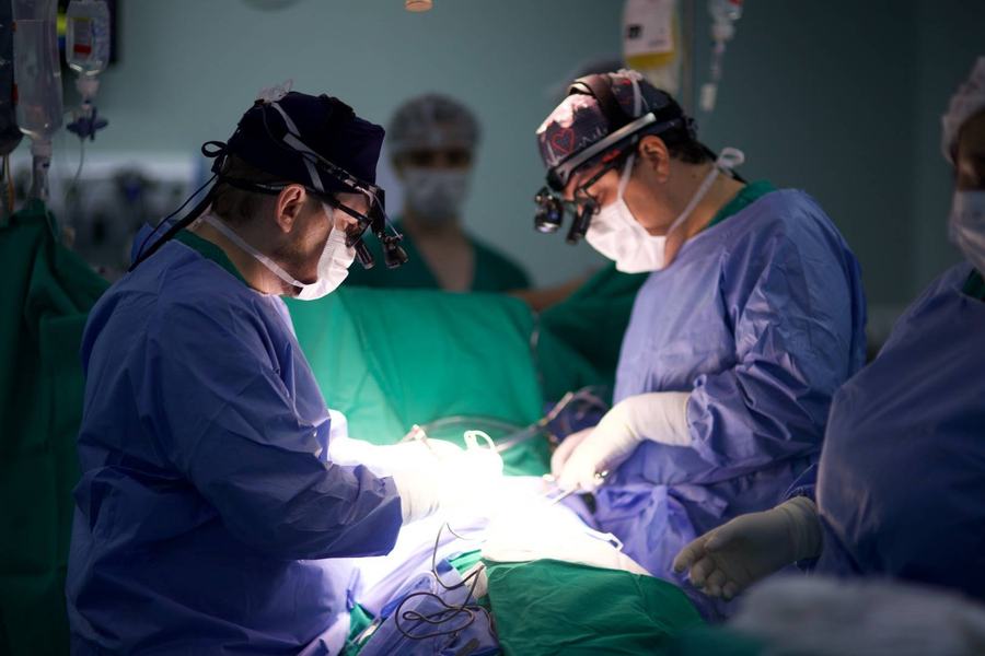 hospital-metropolitano-bate-novo-recorde-com-mais-de-3-300-cirurgias-de-alta-complexidade-realizadas-em-2023-3.jpg
