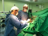 hospital-metropolitano-realiza-primeira-cirurgia-para-retirada-de-tumor-cerebral-na-regiao-da-linguagem-com-paciente-acordado-3.jpg