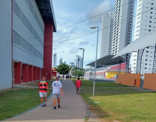 Vila Olímpica abre para caminhantes no feriado de Sexta-feira da Paixão
