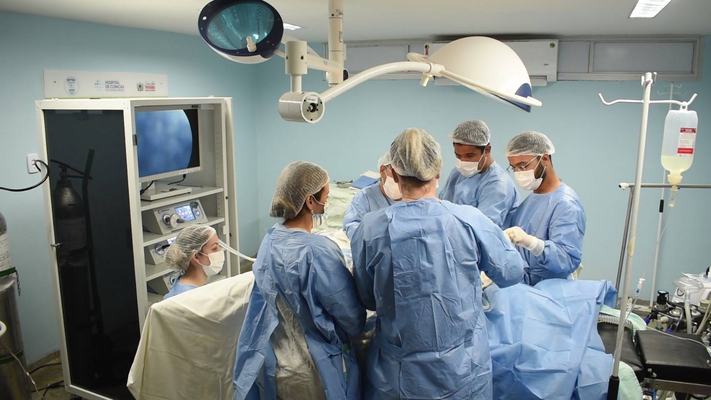 Primeira cirurgia do programa Opera Paraíba Mulher no Hospital de Clínicas é realizada com sucesso