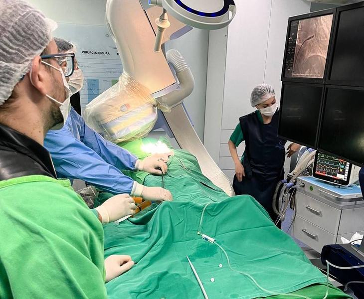 ineditismo-na-paraiba_-hospital-metropolitano-realiza-implante-de-marcapasso-com-tecnologia-recem-chegada-no-brasil-1.jpg