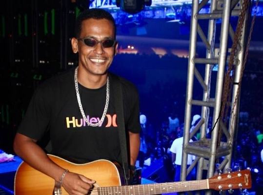 Show de JC Nogueira anima Arena Transa Reggae nesta sexta-feira (12)