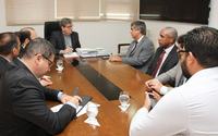 joao-audiencia-com-juiz-de-execucoes-penais-foto-francisco-franca-2.jpg