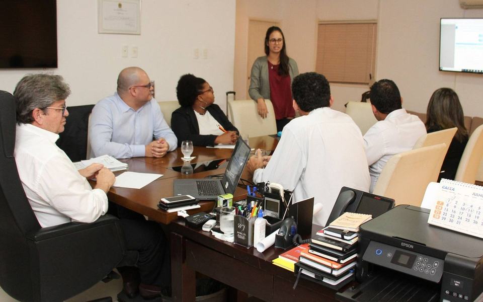 joao-reuniao-com-educacao-foto-francisco-franca-5.jpg