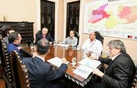 joao-reuniao-ibge-foto-jose-marques-2.jpg