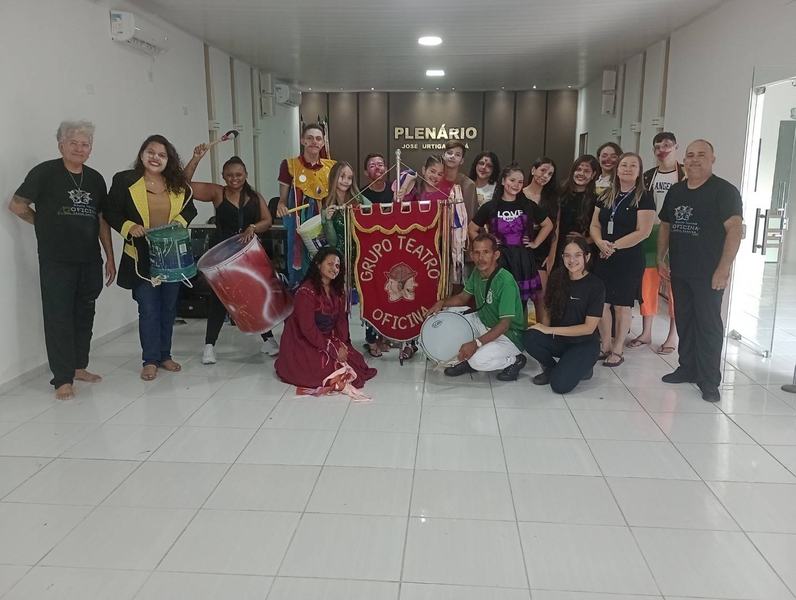 maio_aparecida_oficina-grupo-teatro-oficina.jpg