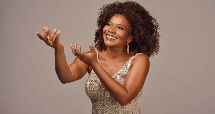 Show de Margareth Menezes homenageia mulheres negras neste sábado