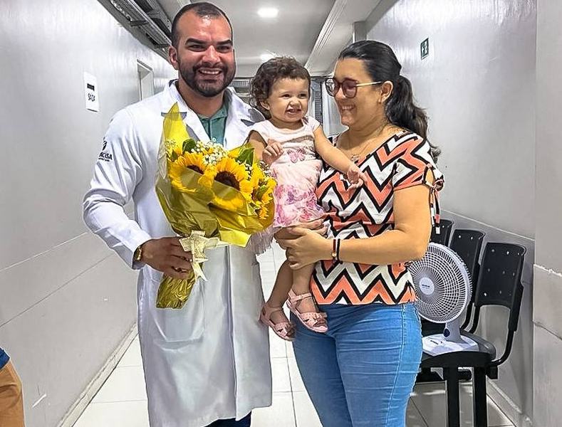 mobilizacao-de-equipe-do-hsger-salva-vida-de-crianca-lactente-e-familia-agradece-dedicacao-de-todos2.jpg