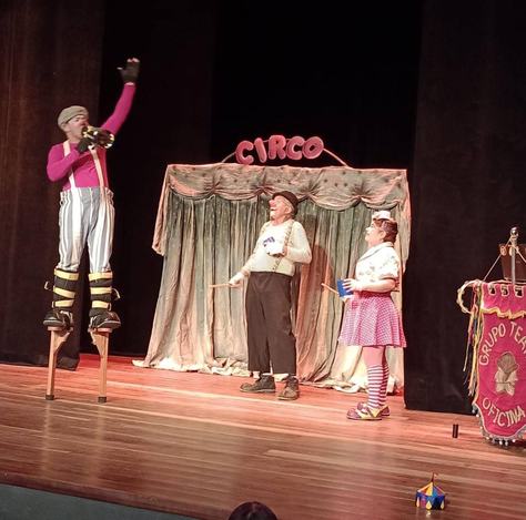 o-palhaco-da-perna-de-pau-grupo-teatro-oficina-1.jpeg