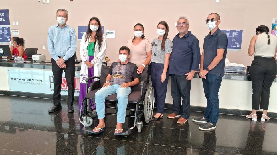 paciente-que-fez-transplante-no-hospital-metropolitano-volta-para-casa-com-novo-coracao-4.jpg