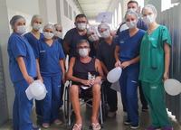parte-da-equipe-do-hospital-que-cuido-de-levy-durante-os-29-dias-em-que-ele-permaneceu-internado.jpeg