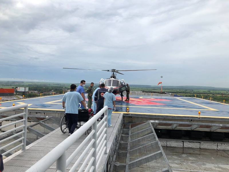 pleno-funcionamento-programa-coracao-paraibano-junto-ao-resgate-aeromedico-transfere-mais-uma-vitima-de-infarto-para-o-metropolitano-3.jpg