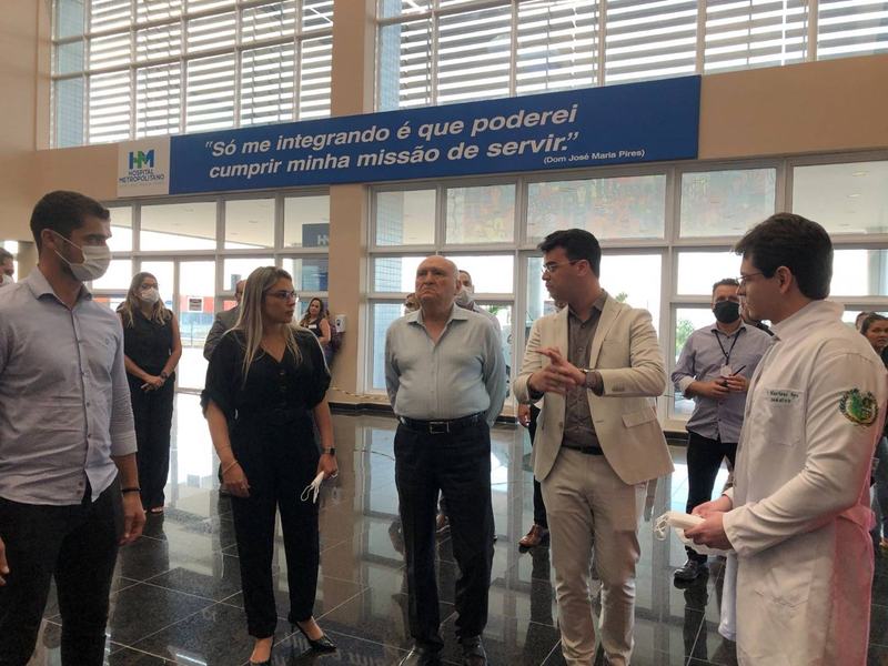 presidente-do-tribunal-de-contas-do-estado-visita-hospital-metropolitano.jpeg
