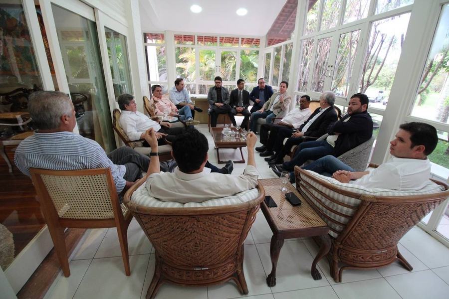 reuniao-bancada-foto-francisco-franca1.jpg