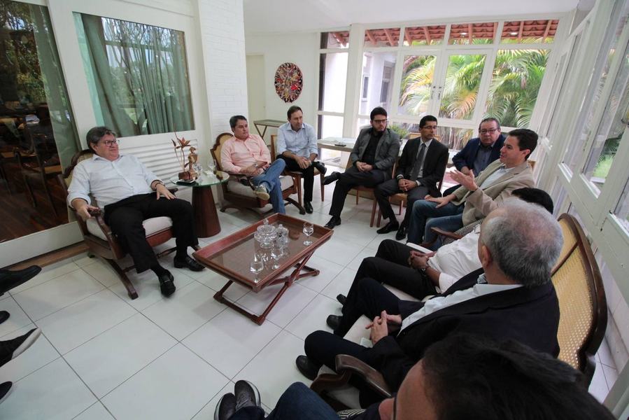 reuniao-bancada-foto-francisco-franca3.jpg