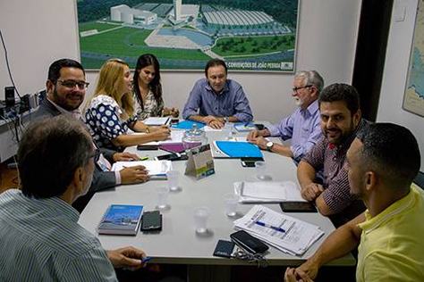 reuniao-de-avaliacao-de-obras-1.jpg