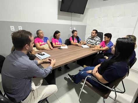 reuniao-de-formalizacao-da-parceria-hospital-de-patos-e-casa-de-apoio-amigas-viva-a-vida.jfif