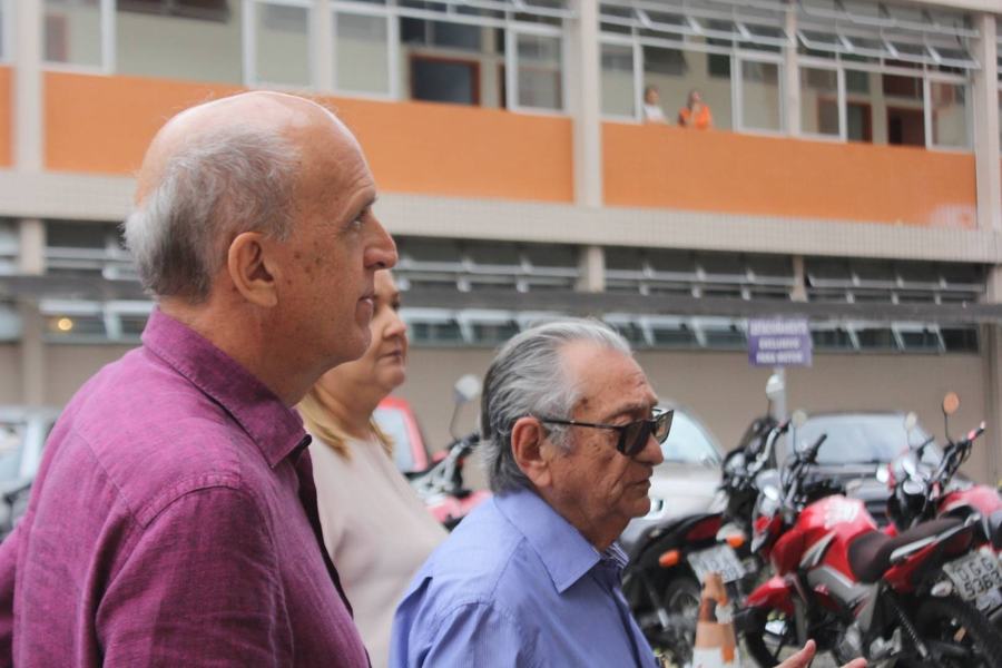 ricardo-puppe_-visita-sec-laureano-4-30-08-19.jpeg