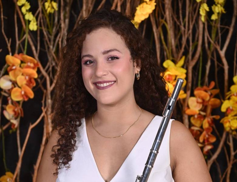 sabrina-dos-santos-flautista.jpeg