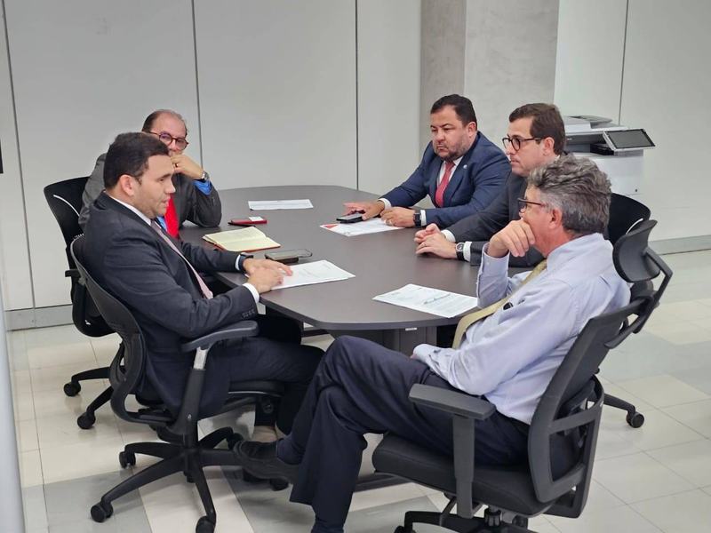secretario-jhony-bezerra_ministerio-da-saude_26-04-2.jpeg