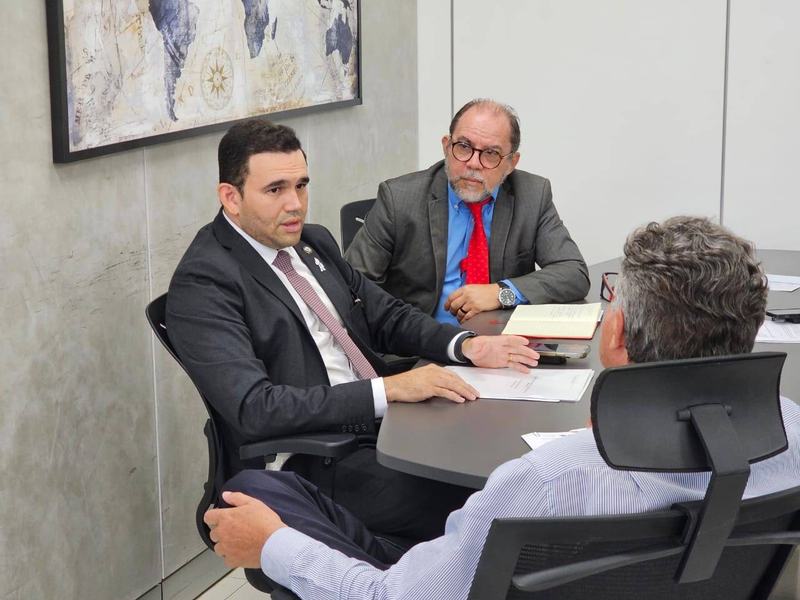secretario-jhony-bezerra_ministerio-da-saude_26-04-3.jpeg