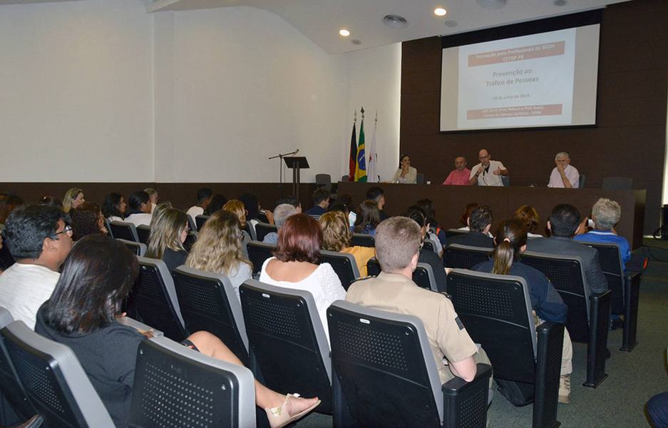 sedh-enfrentamento-ao-trafico-de-pessoas-foto-luciana-bessa-6.jpg