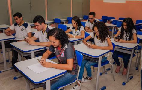 seect-professores-e-alunos-usam-aplicativo-como-ferramenta-de-aprendizagem-plataforma-studos-4.jpeg