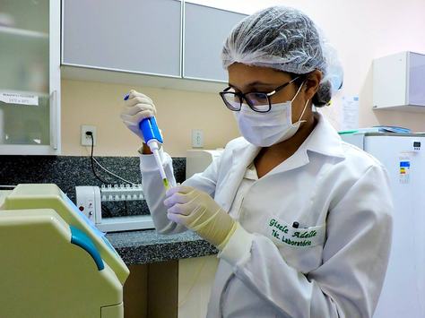 ses-hosp-de-mamanguape-realizou-mais-de-85-mil-exames-laboratoriais-em-2018-1-1.jpg